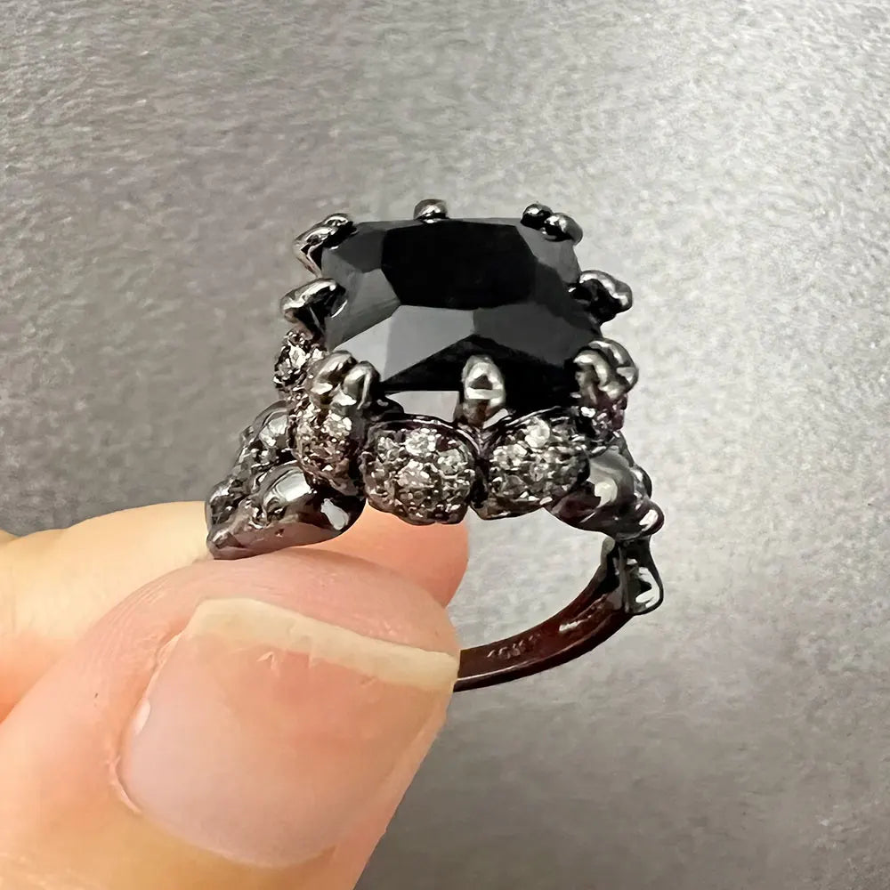 Skull Rings Black Zircon