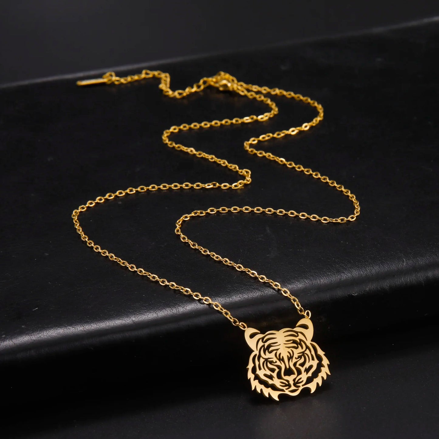 Tiger Necklace Stainless Steel Gold Color/ Silver Color Pendant