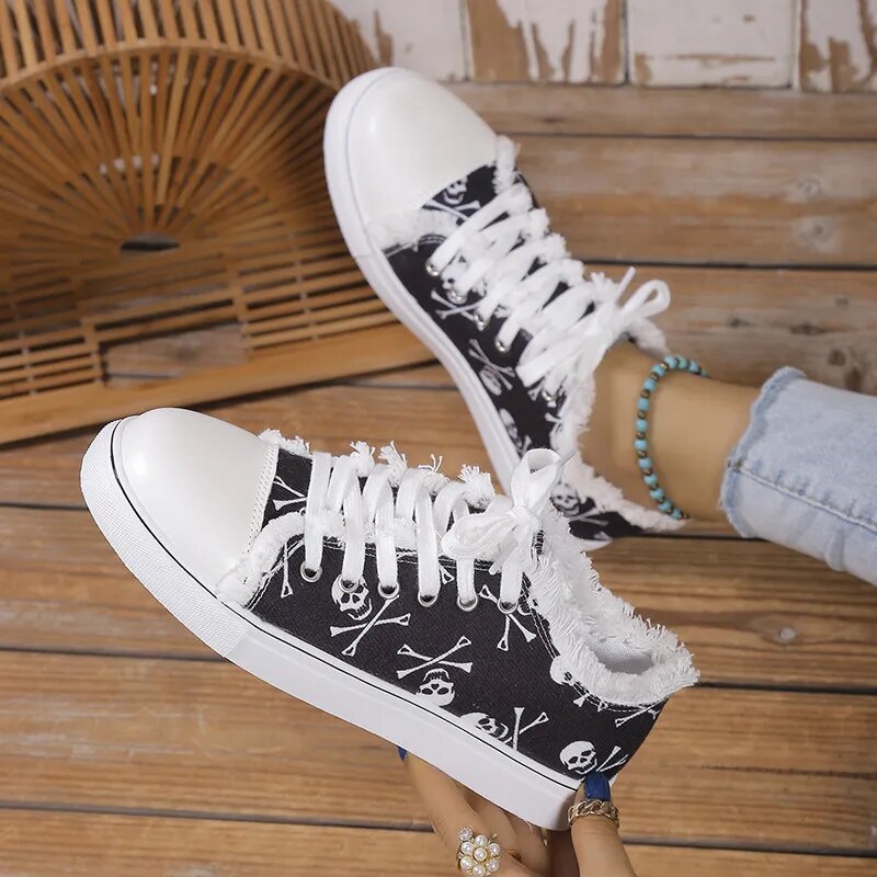 Skull Canvas Flat Sneakers Sports Shoes