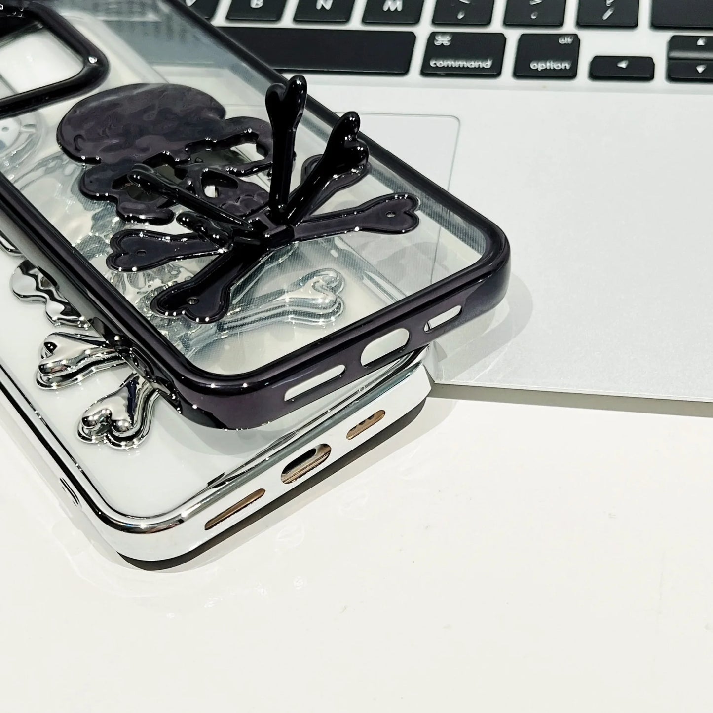 Skull Head Fold Bracket Cover Funds Plating Soft Transparent Phone Case