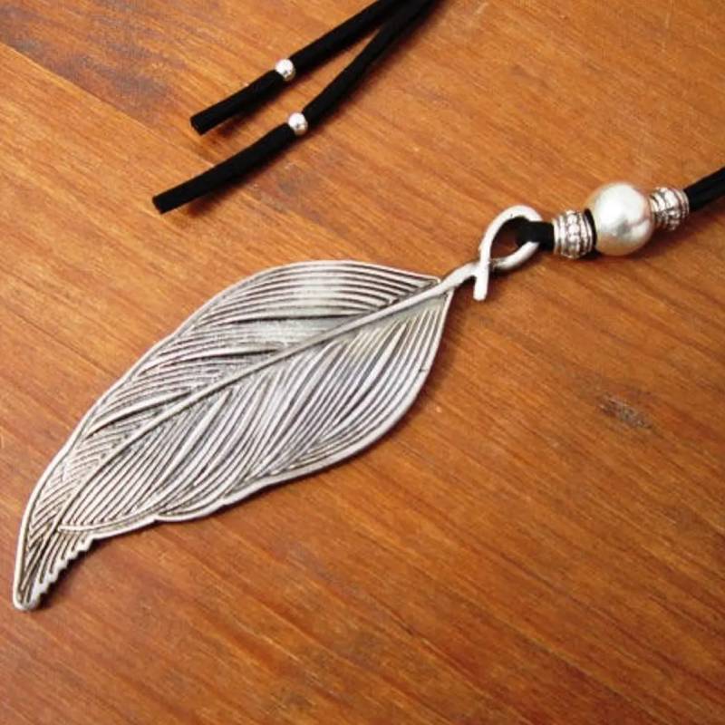 Native Bohemian Necklace Leaf Pendant