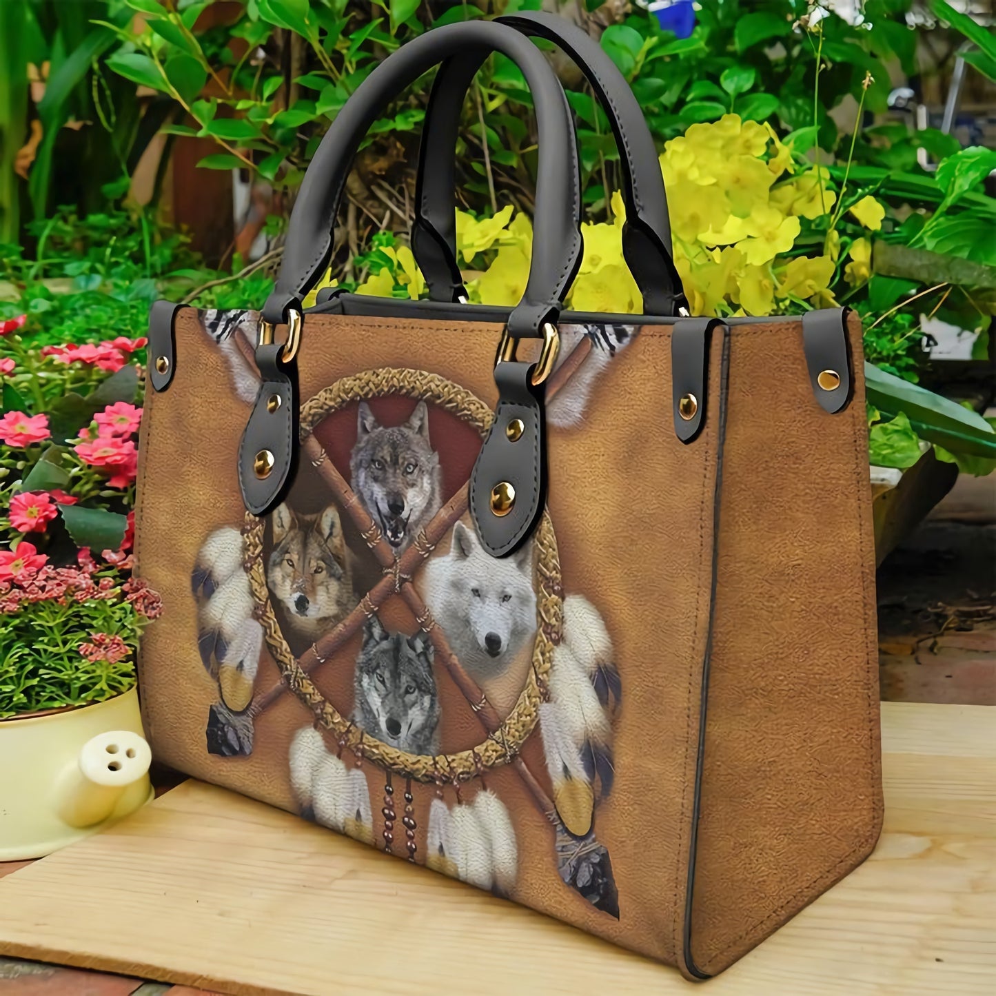 Retro Native Wolf Women Leather Handbag