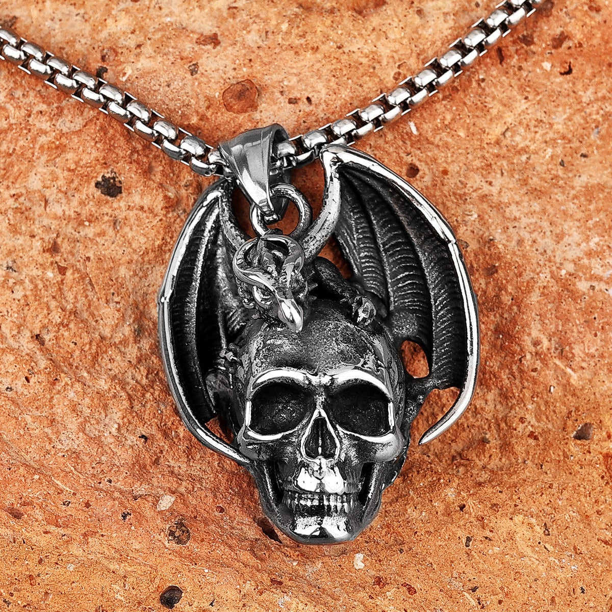Dragon Hug Skull Necklace
