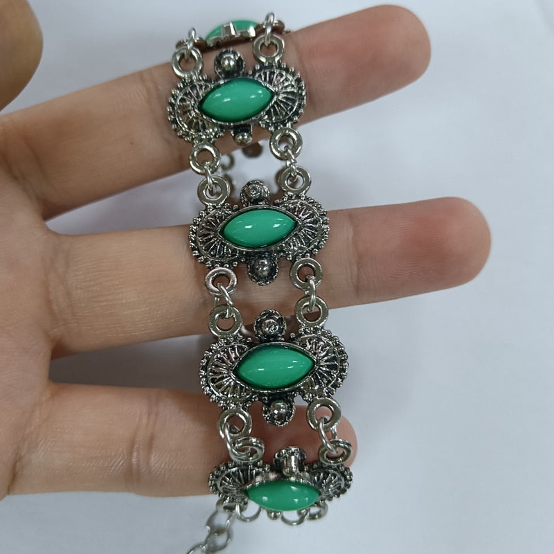 Native Vintage Bangles Engraving Pattern Oval Green Stone