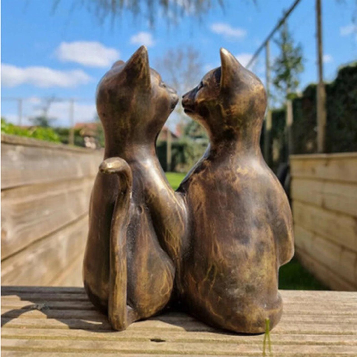 Couple Cats Kiss Statue Resin