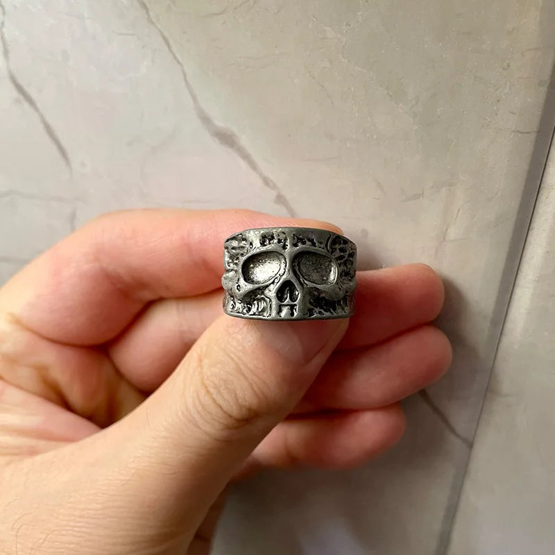 Skull Ring Metal Vintage