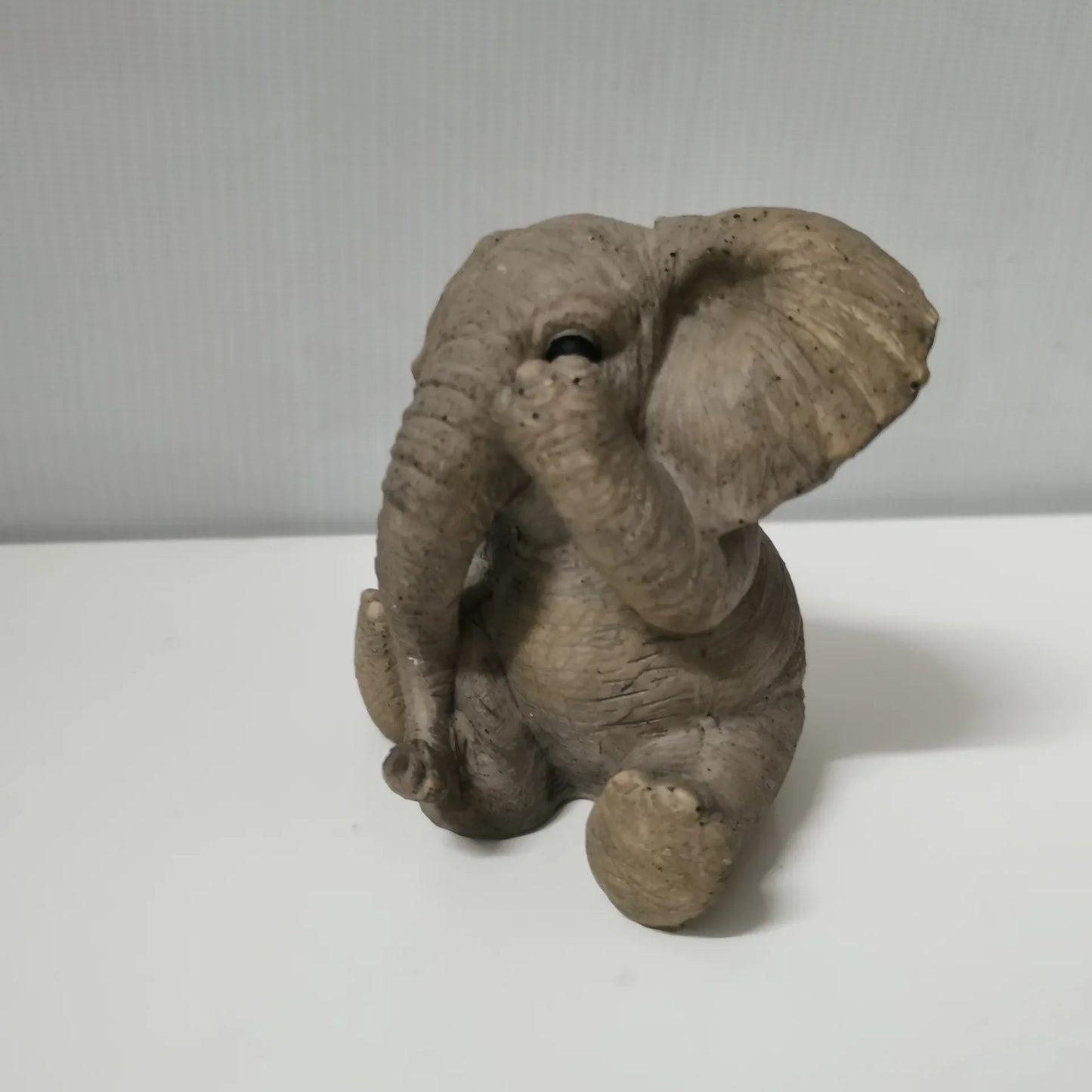 Elephant Baby Resin Decoration Statue