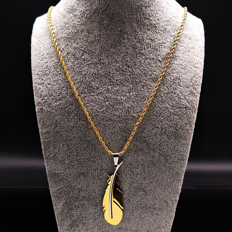 Beautiful Native Indian Feather Necklace