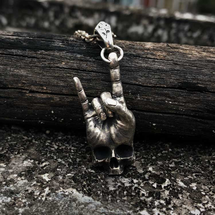 Skull Middle Finger Rock Necklace