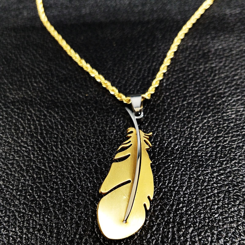 Beautiful Native Indian Feather Necklace