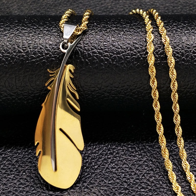 Beautiful Native Indian Feather Necklace