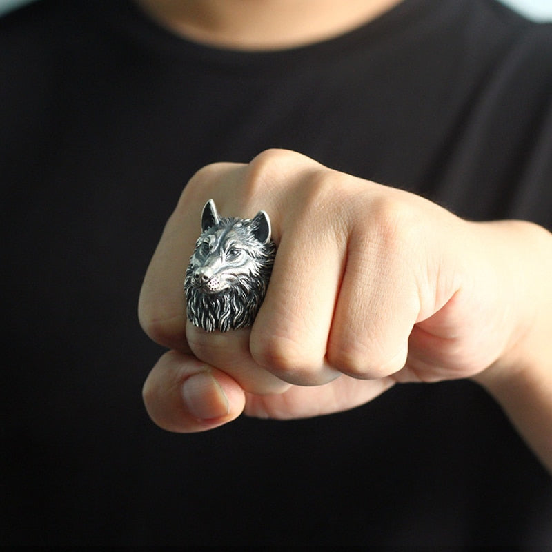 Vintage Nordic Wolf Head Ring