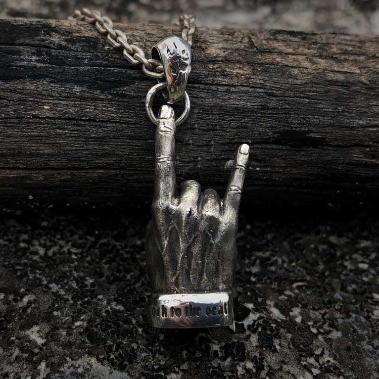 Skull Middle Finger Rock Necklace