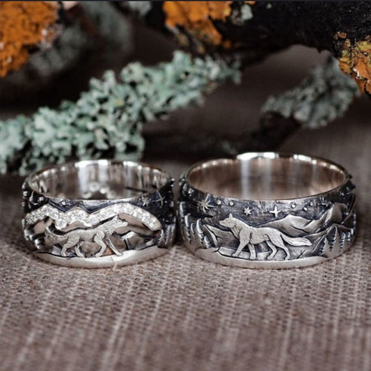 Forest Wolf Love Couple Rings