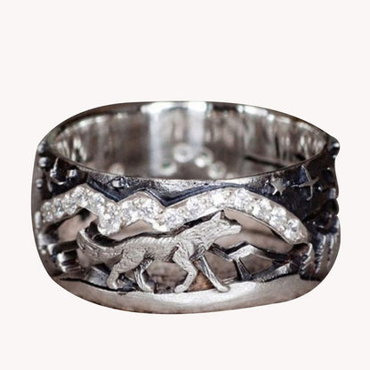 Forest Wolf Love Couple Rings