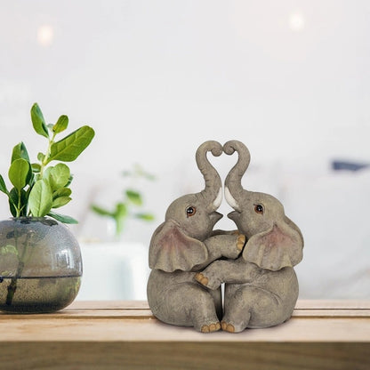 Elephant Couple Love Hugging Statue Resin Crafts Cuddling Figurine